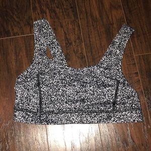 Lululemon sports bra